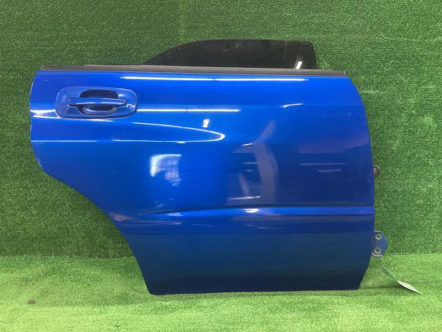 インプレッサ TA-GDA 右リアドア 右Rドア 02C 60409FE042