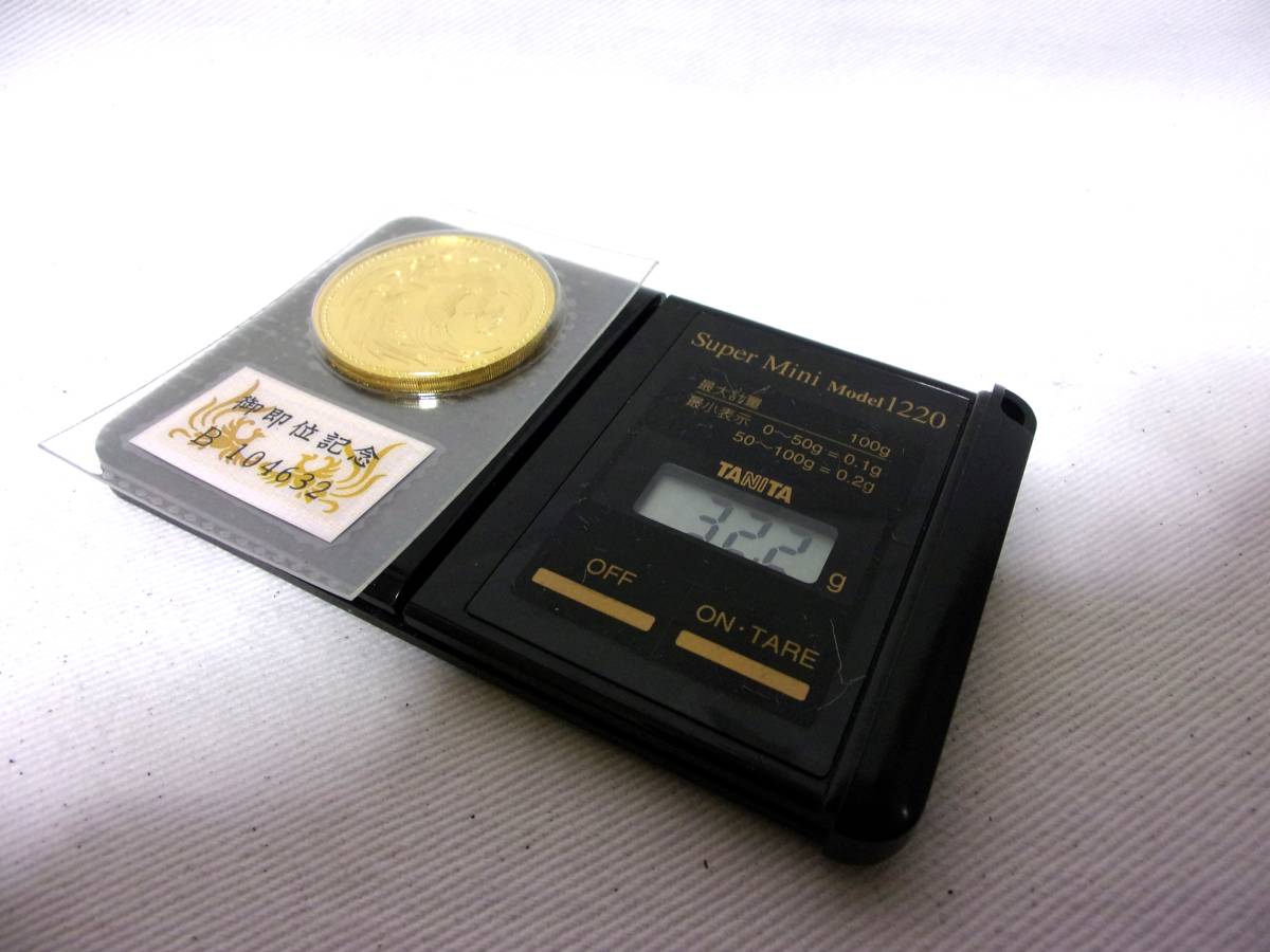 即決31万円☆平成2年/10万円金貨30g☆天皇陛下御即位記念金貨