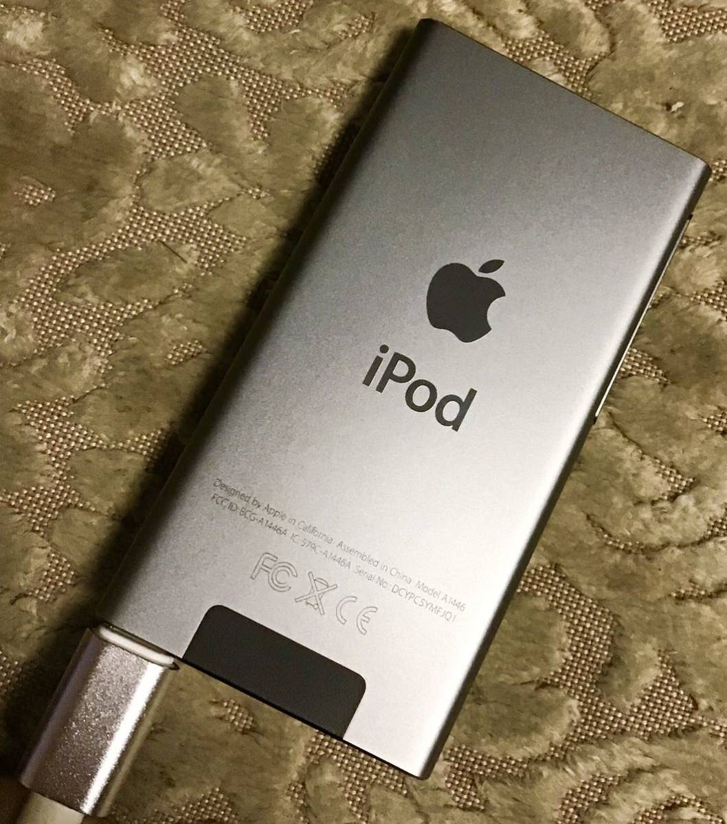 美品 iPod nano 第7世代 16GB スペースグレイ ME971J/A A1446 _画像2