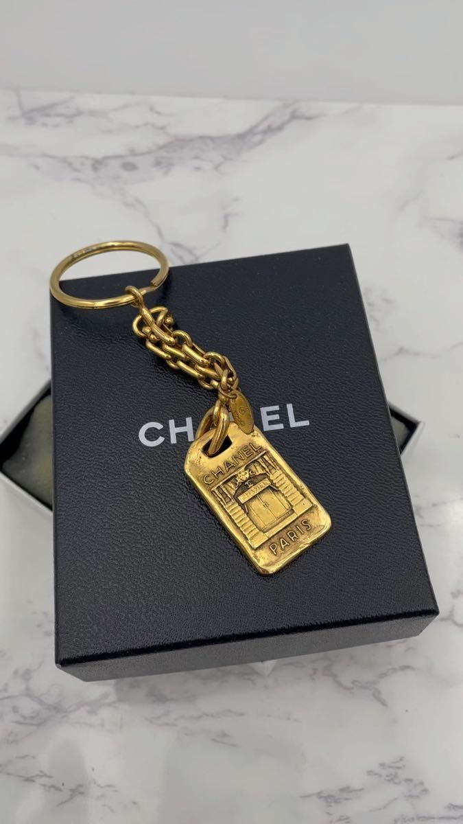 CHANEL シャネル　ヴィテージ風　キーリング　美品　豆あり　刻印あり