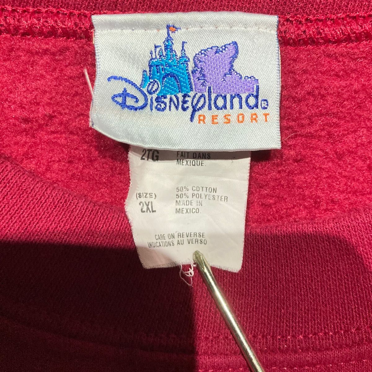 【USA古着】Disney ディズニーランド ミッキー ビッグプリント スウェットトレーナー ビンテージ ボルドーレッド 2XL