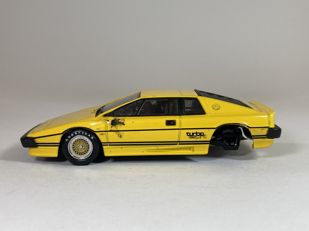 [ジャンク] ロータス エスプリ ターボ Lotus Esprit Turbo 1/43 - オートアート AUTOart_画像4