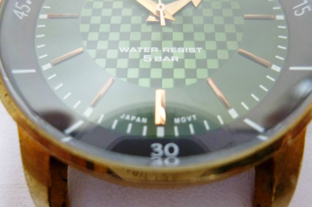 TAKEO KIKUCHI メンズ　腕時計　WATER　RESIST　5BAR　ゴールド　グリーン　時計　タケオキクチ_画像10