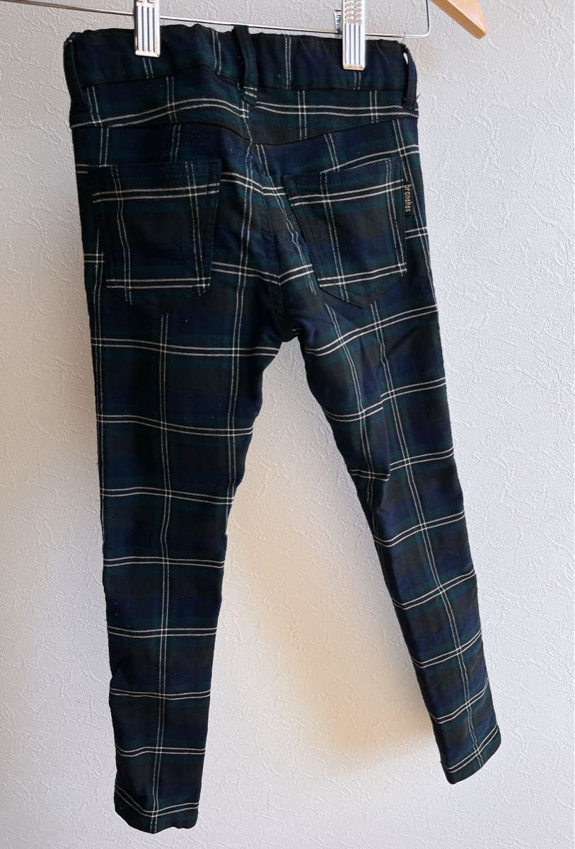 タータンチェック　ズボン　120サイズ　裏　暖かく素材　ストレッチ　パンツ スキニー　