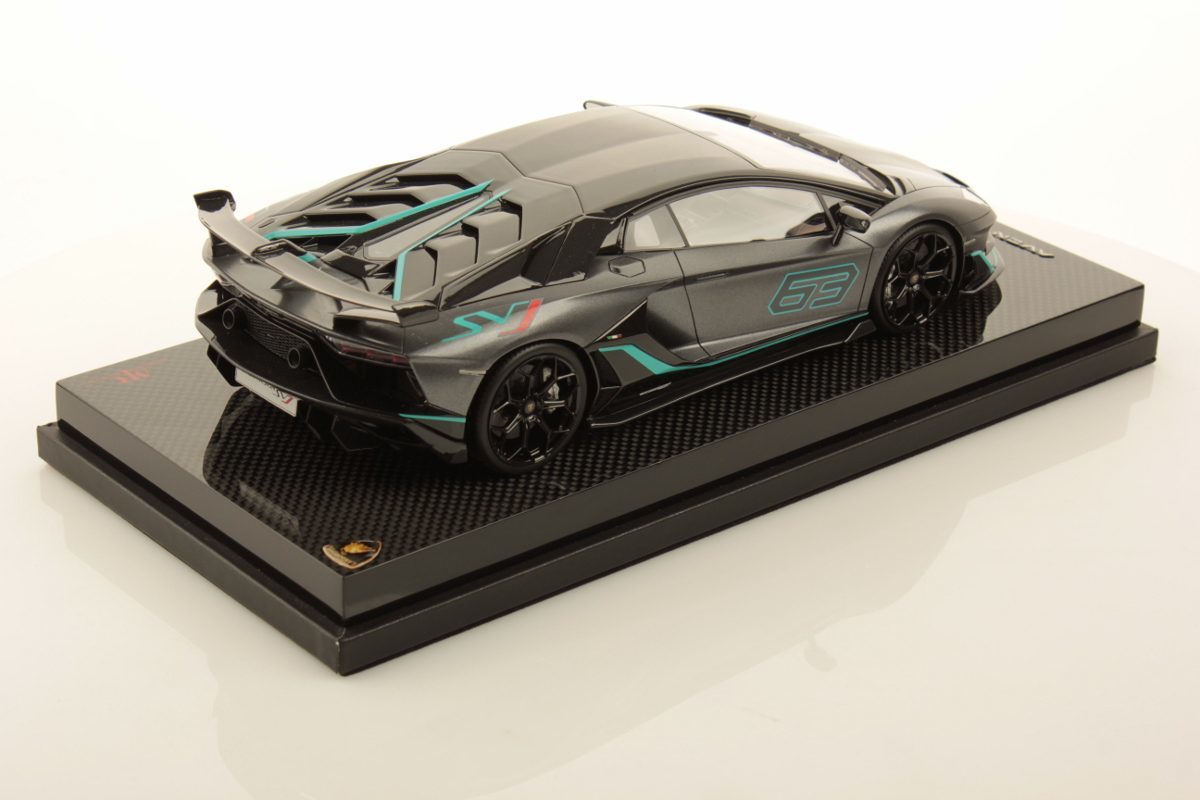 世界で1台 クリアケース完全未開封 MR 1/18 アヴェンタドール SVJ