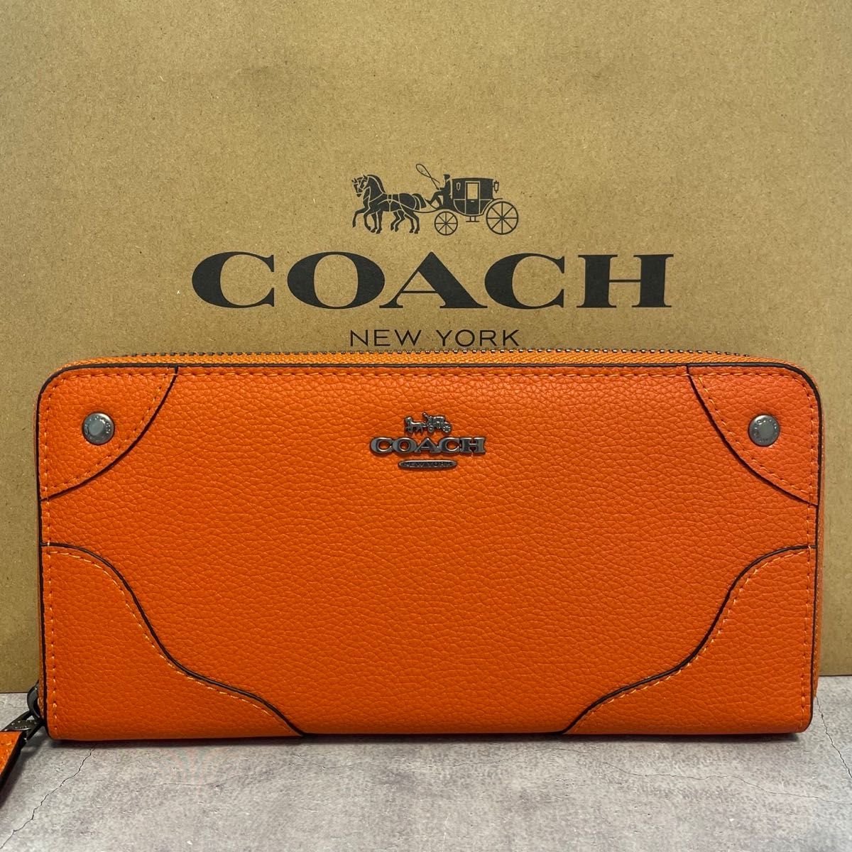 COACHコーチ長財布 レディースのオレンジ色新品財布 Yahoo!フリマ（旧）-