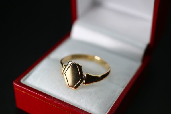 絶品 英国 イギリス ゴールド リング 指輪 9ct ビンテージ 純金 純金率 375 J93