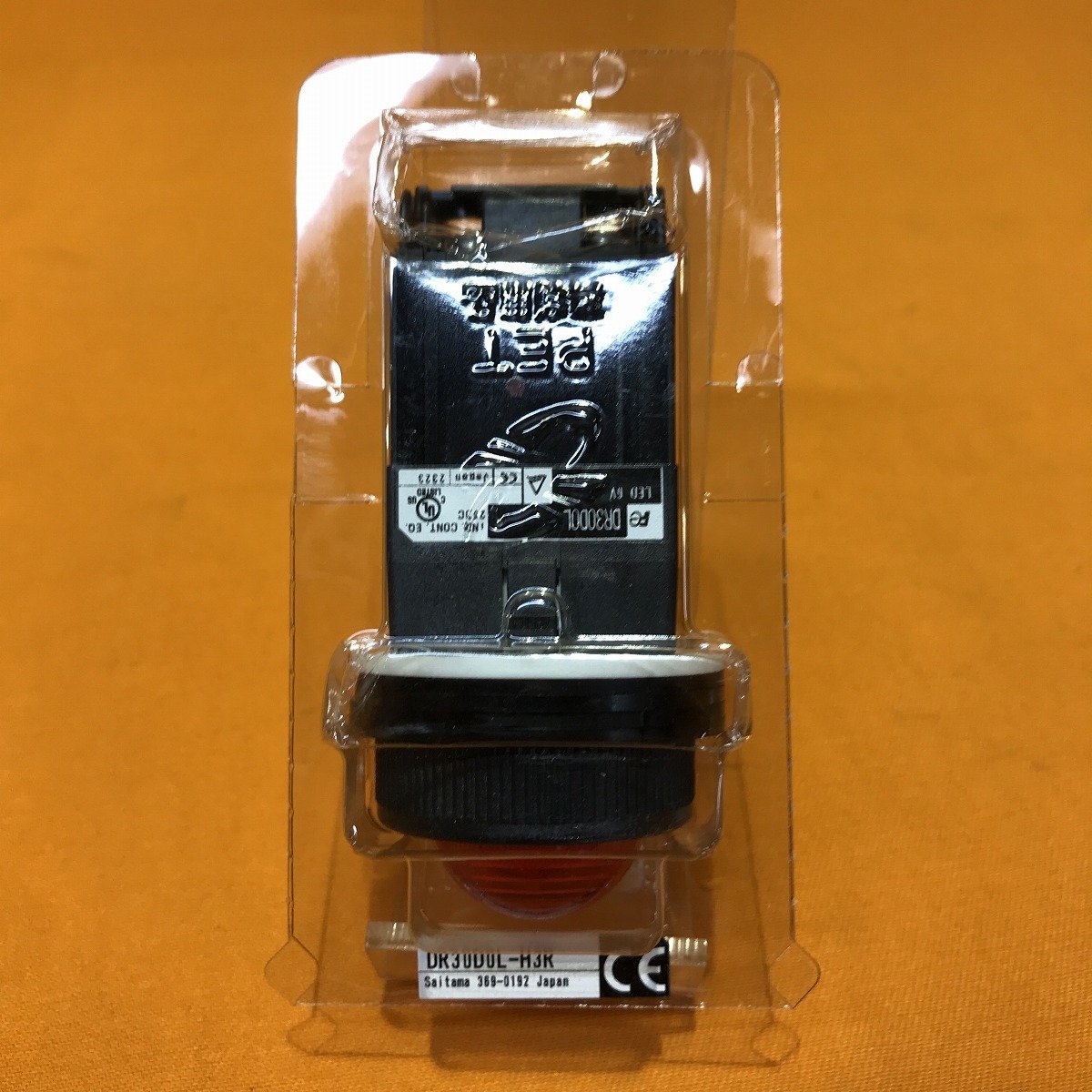 LED表示灯 富士電機 DR30D0L-H3R 非常停止ボタン φ30 赤 サテイゴー_画像2