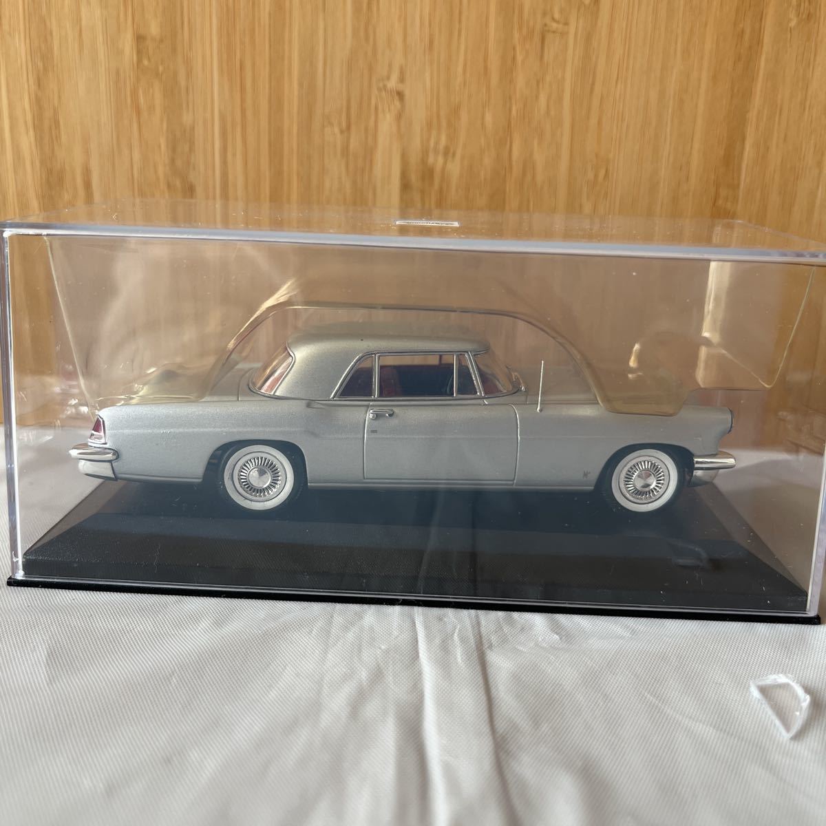 ［ケース割れ］1/43 MINICHAMPS/ミニチャンプス Lincoln Continental Mk.Ⅱ リンカーンコンチネンタル 1956_画像3