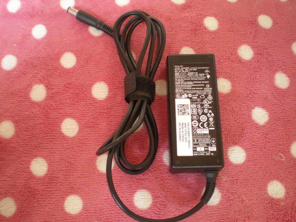 DELL AC/DC Adapter　ACアダプター　19.5V-3.34A 型番DA65NM111-00 中古品　動作品　送料520円_画像3