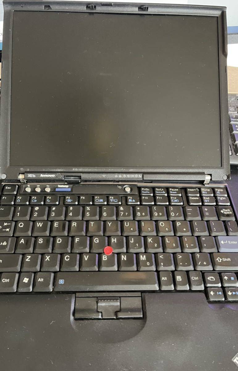 中古 Lenovo ThinkPad X61s Core2Duo L7300