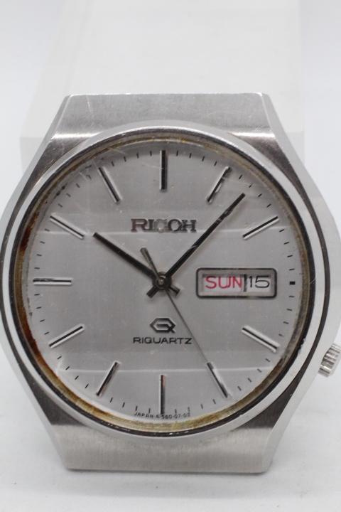 【RICOH】REQUARTZ JAPAN 580002 カットガラス 中古品時計ヘッド 電池交換済み 23.10.15　_RICOH REQUARTZJAPAN580002 カットガラス 