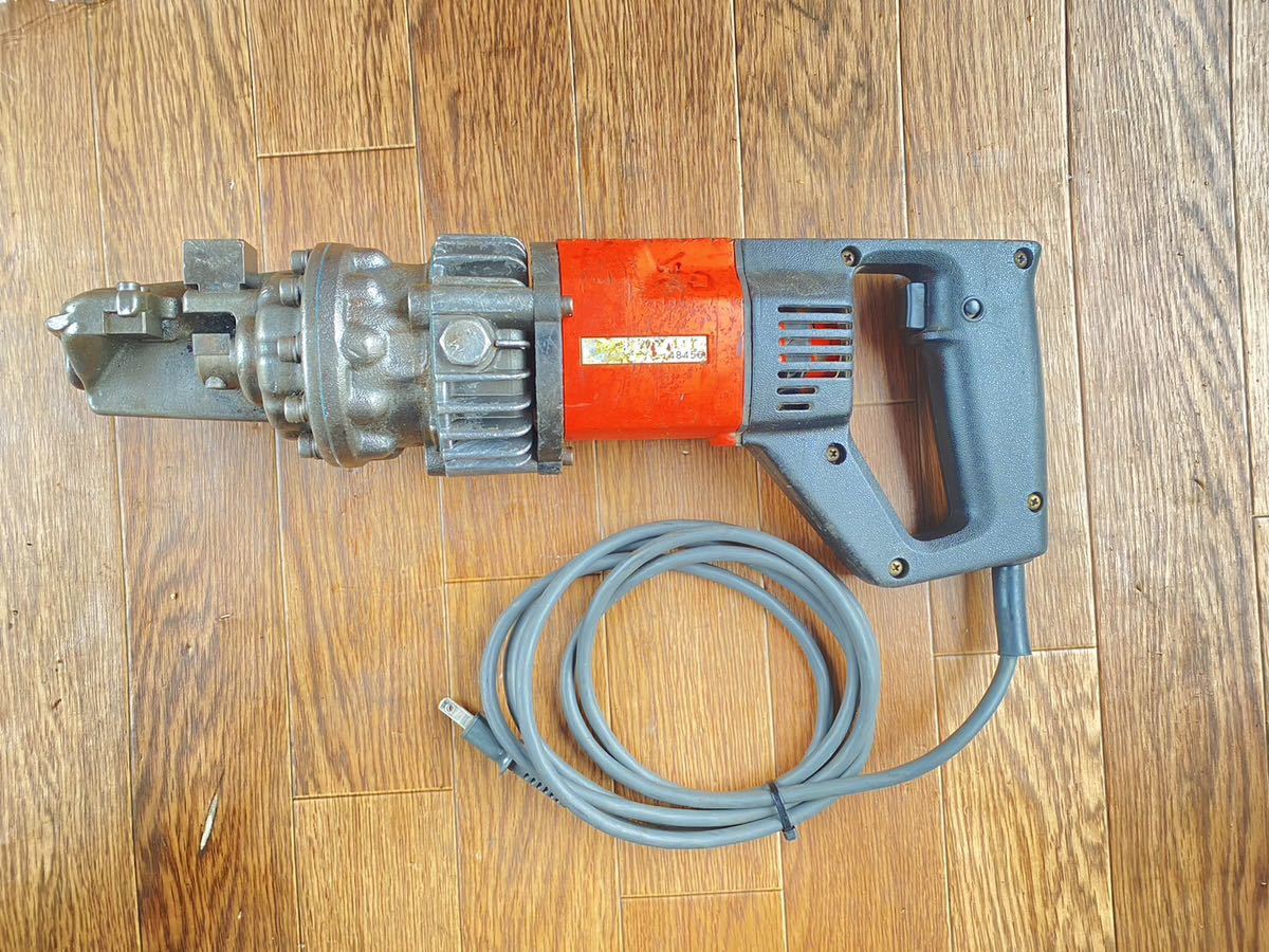 速くおよび自由な イクラ 動作確認済 スーパーミニカッター 育良精機
