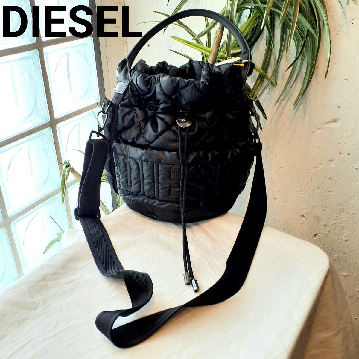 未使用級 極美品DIESEL ディーゼル ボディバッグ ナイロン 刺繍 廃盤品 