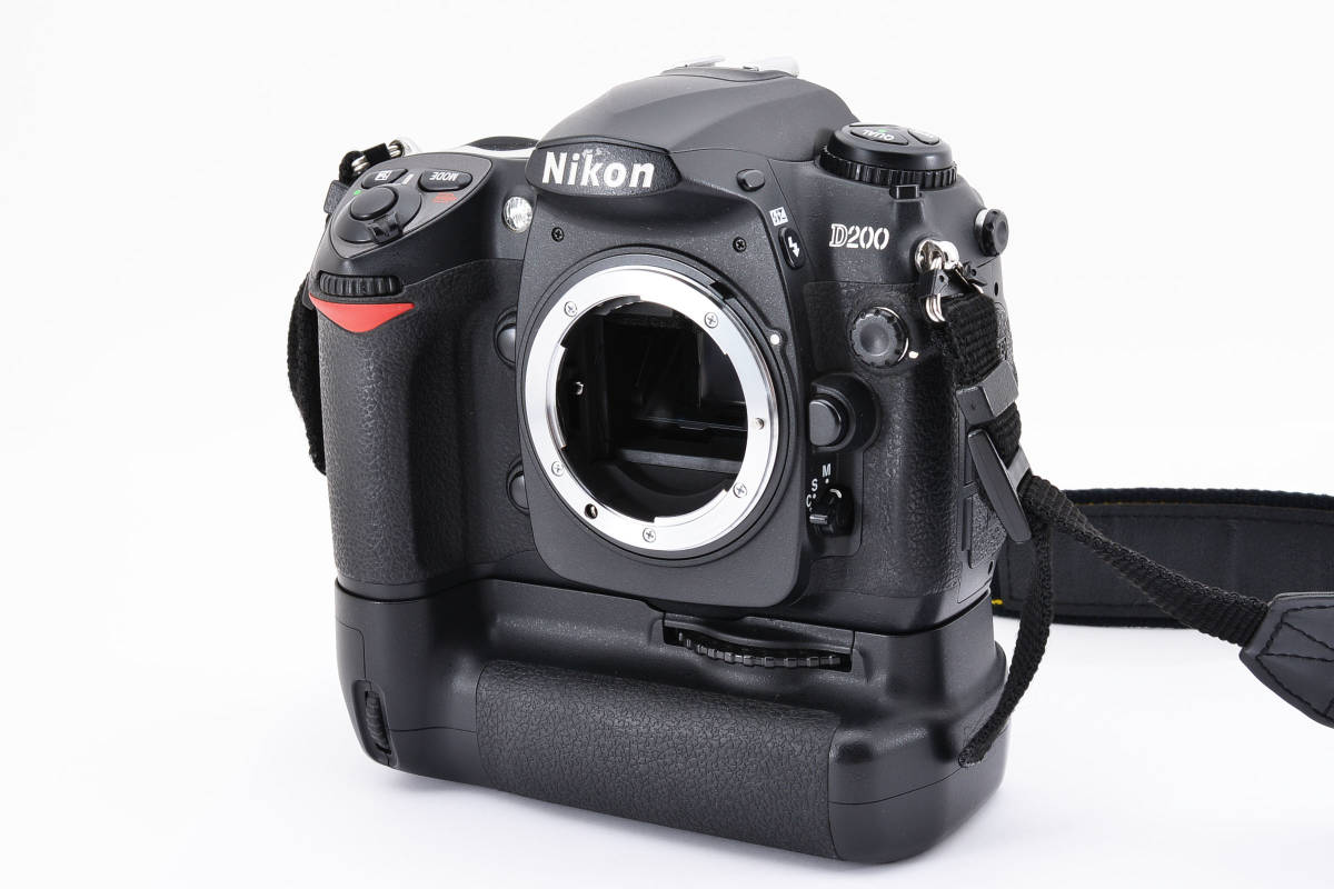 美品】ニコン Nikon D200 ＋ MB-D200 バッテリーグリップ付き