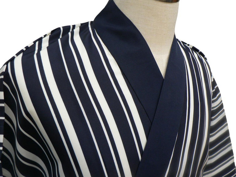  man long kimono-like garment,L size, tailoring on . goods,[ kabuki ]No,09 * white × indigo * postage service . we deliver.