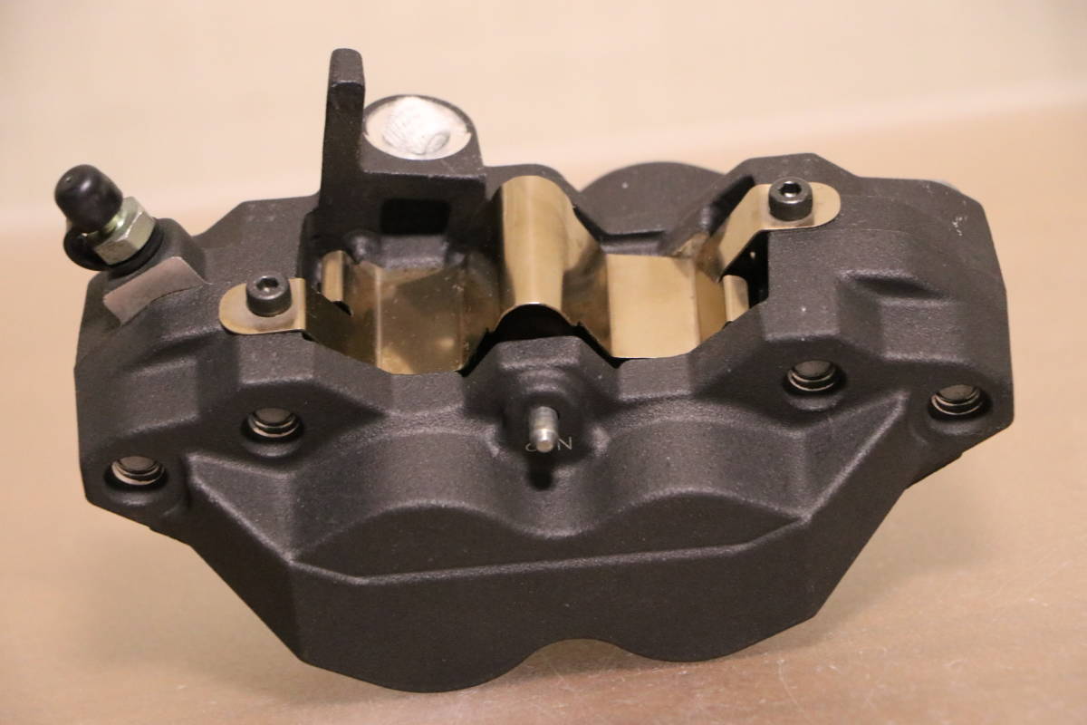 綺麗 ZRX1200 DAEG 純正 フロント キャリパー 左右セット 中古 綺麗 ZRX1200 DAEG 純正 フロント キャリパー 左右セット 中古