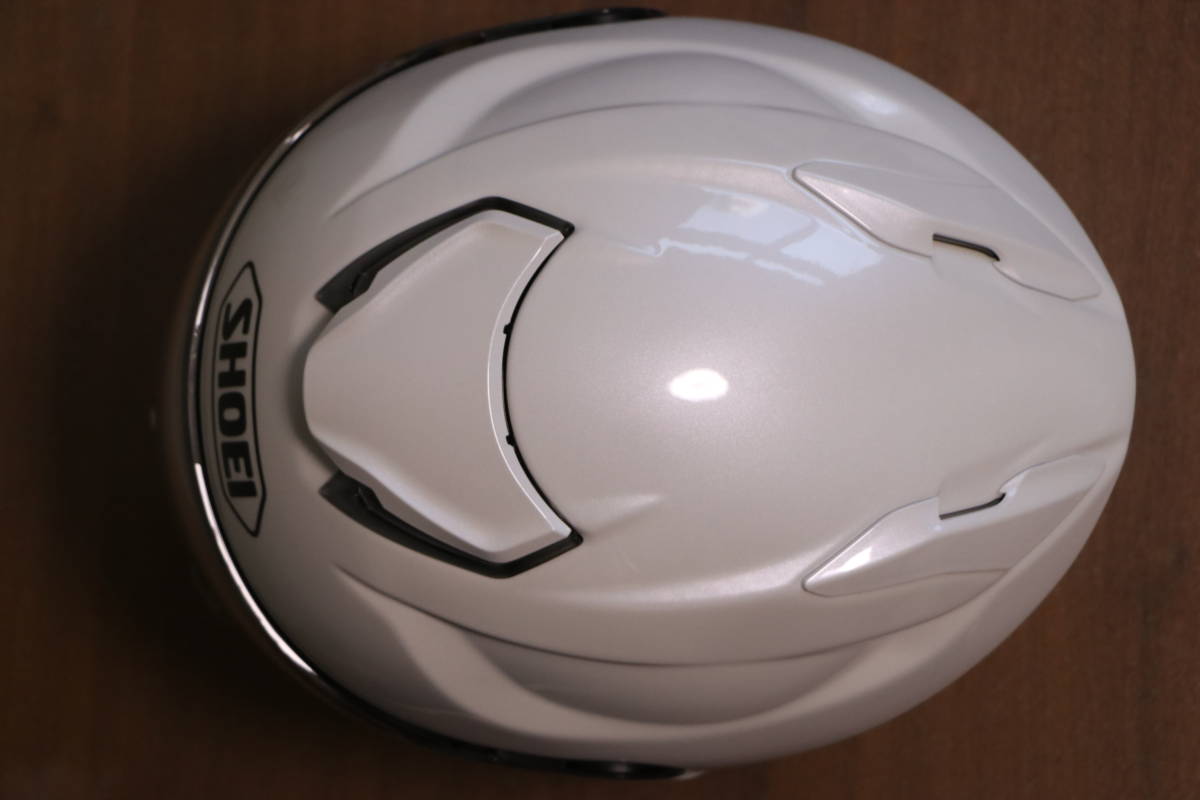 未使用に近い SHOEI GT-Air2 ルミナスホワイト SIZE XL 中古 未使用に近い SHOEI GT-Air2 ルミナスホワイト SIZE XL 中古