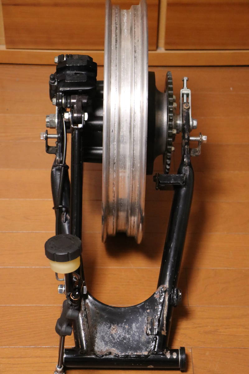 Z400FX E4 リア足廻り カワサキ純正 中古 スイングアーム リア Z400FX E4 リア足廻り カワサキ純正 中古 スイングアーム リア