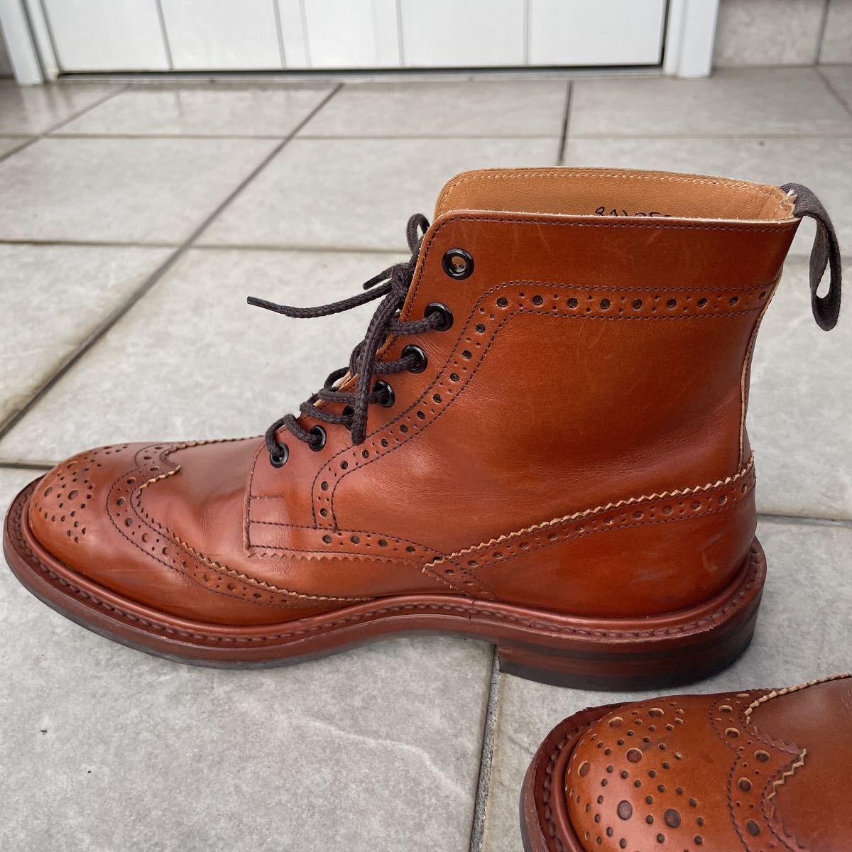 注目ショップ トリッカーズ カントリーブーツ ウイングチップ Tricker