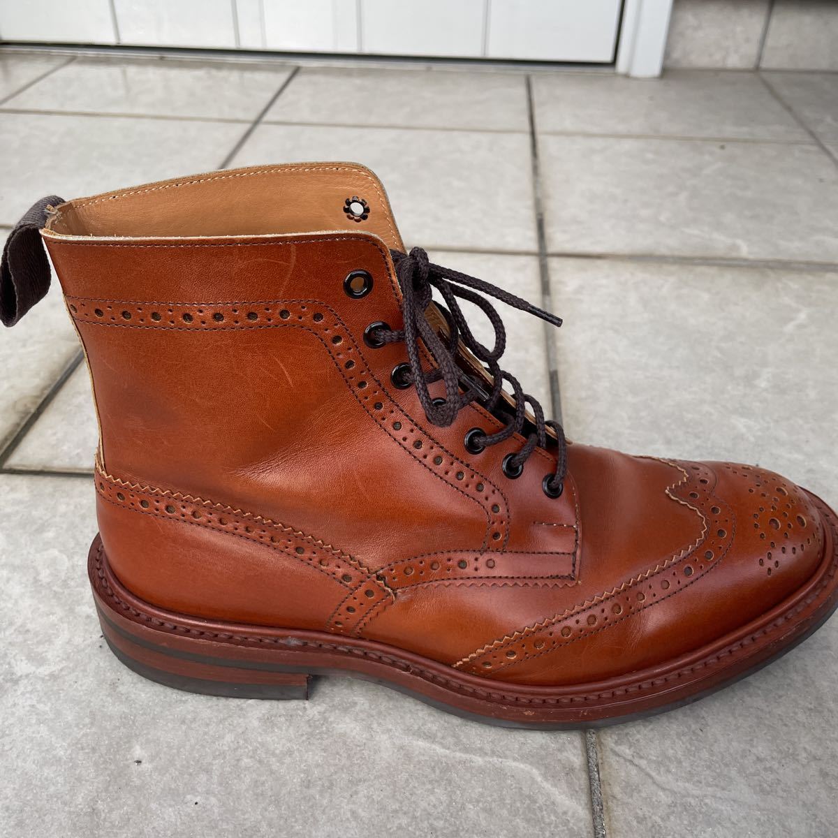 注目ショップ トリッカーズ カントリーブーツ ウイングチップ Tricker