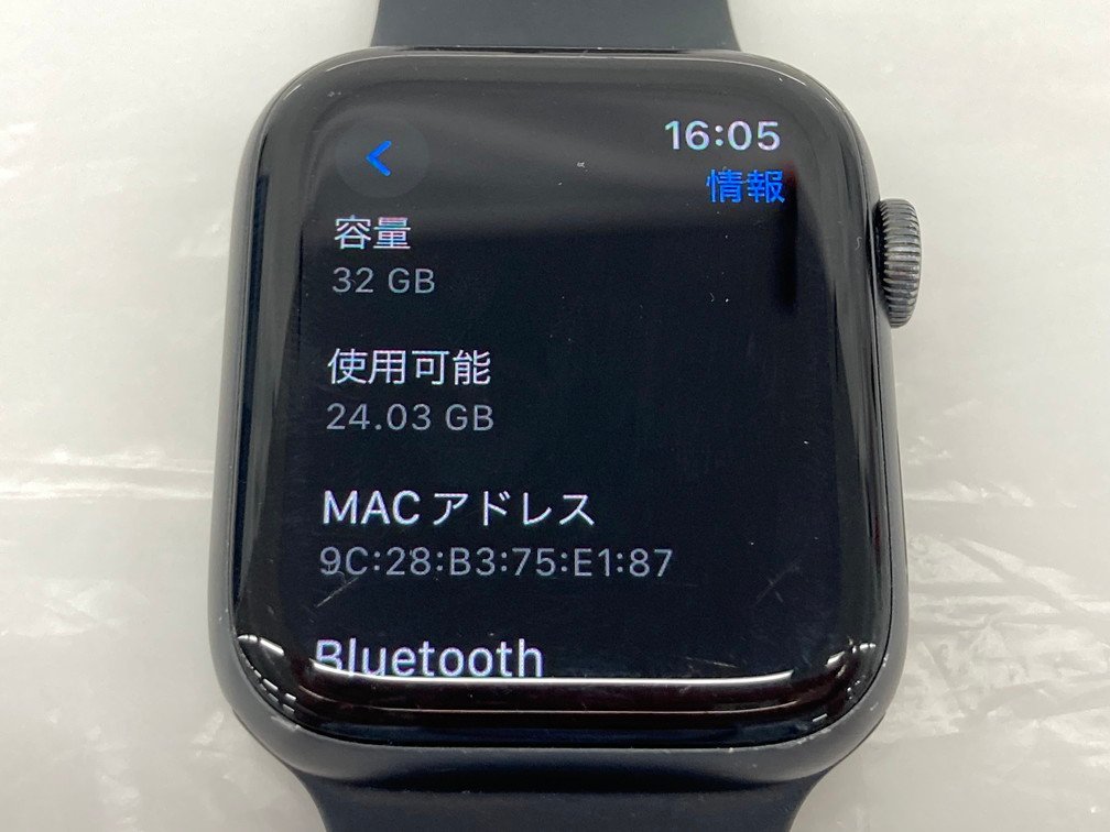 Apple Watch Series 6 GPS 44mm A2292 スペースグレイ 32GB 充電ケーブル付き 通電〇 初期化済み【BJAE8053】_画像3