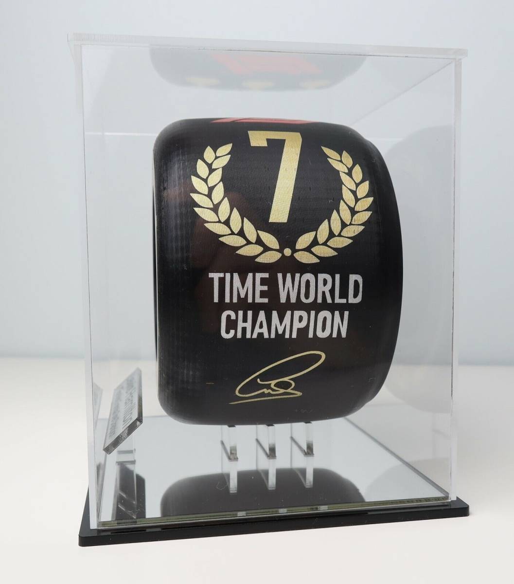 海外　限定品　送料込み　ルイス・ハミルトン 1/10th Lewis Hamilton GOLD 7 Time World F1 トロフィー　フィギュア　レプリカ