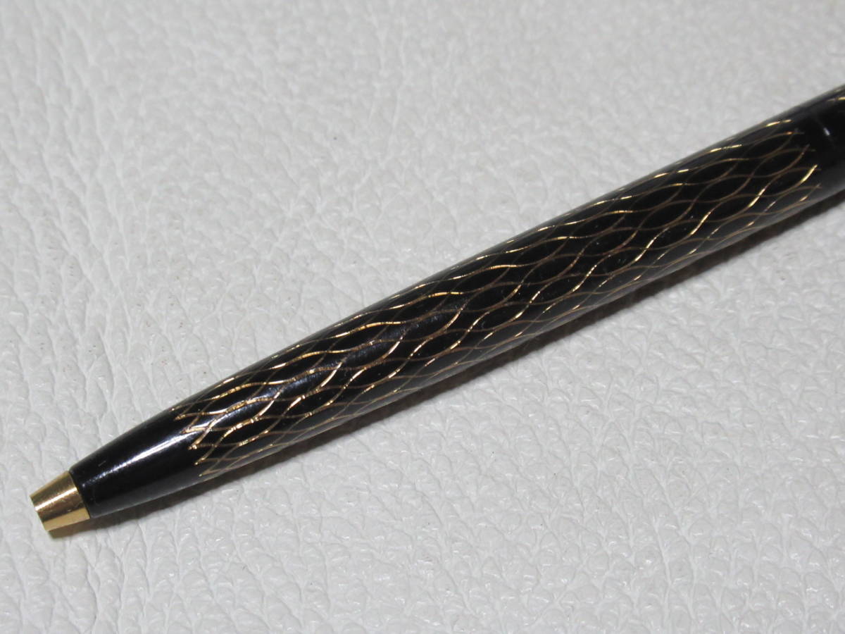 ■美品 希少 1970年代！レディ・シェーファー(SHEAFFER Lady)ボールペンNo.632品番B 黒ラッカーウロコ模様 全長129ｍｍ_画像4