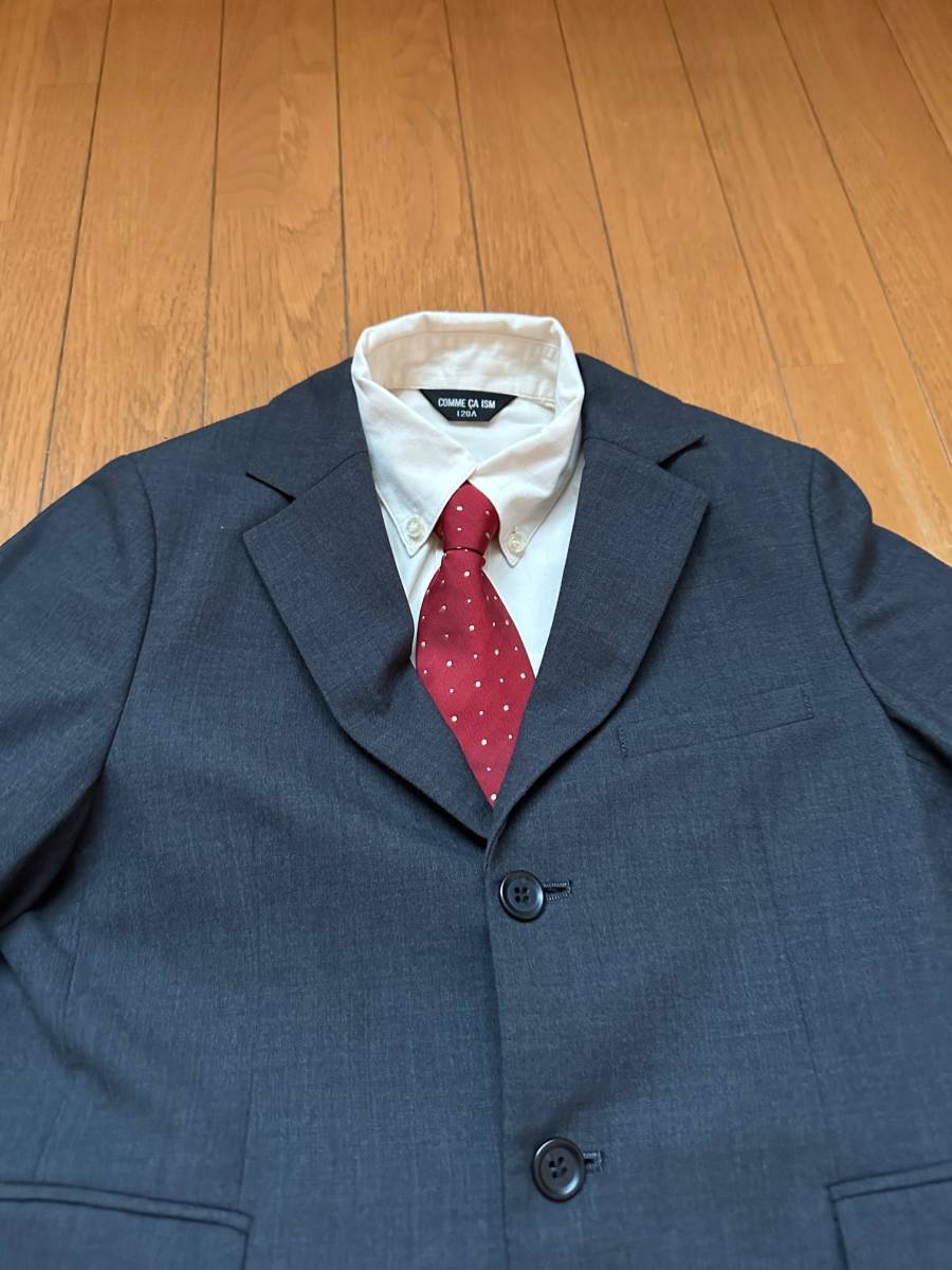 COMME CA ISM　コムサイズムの男の子用スーツ・ワイシャツ・ネクタイセット 七五三やご入学・ご卒業式に最適！スーツ130A、ワイシャツ120A _画像2