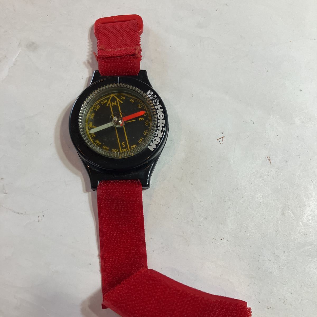  compass wristwatch type REDHORIZON beautiful goods operation verification ending 