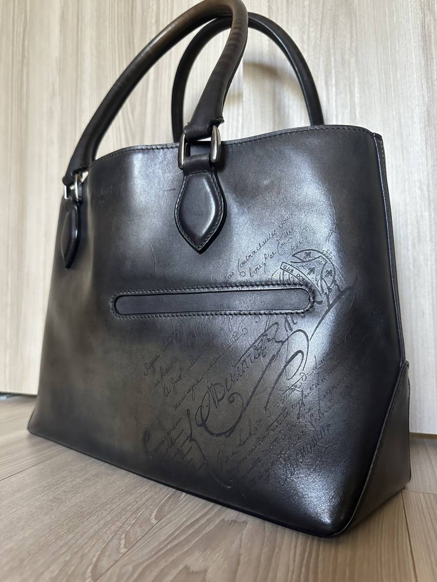 定価45 6万 Berluti Toujours Mini Scritto Leather Tote Bag