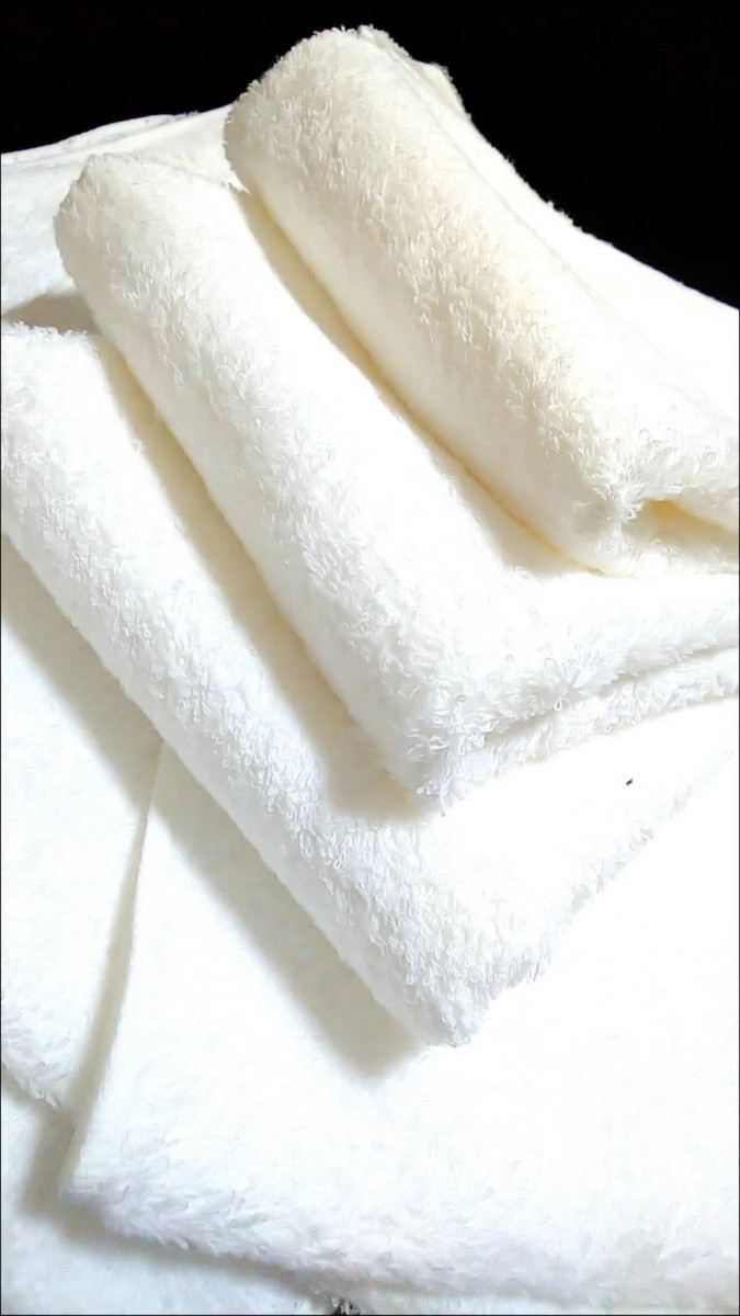 【新品未使用】【泉州タオル】800匁ホワイトバスタオルセット2枚 ふわふわ質感 柔らかい肌触り タオル新品 まとめ 吸水性抜群の画像4