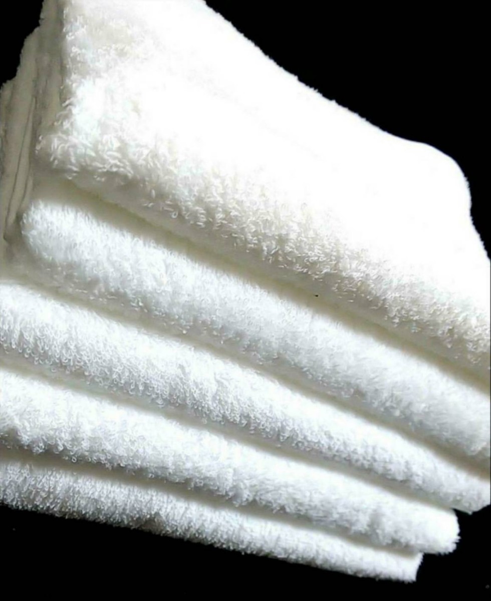【新品未使用】【泉州タオル】800匁ホワイトバスタオルセット2枚　ふわふわ質感　柔らかい肌触り　タオル新品　まとめ　吸水性抜群