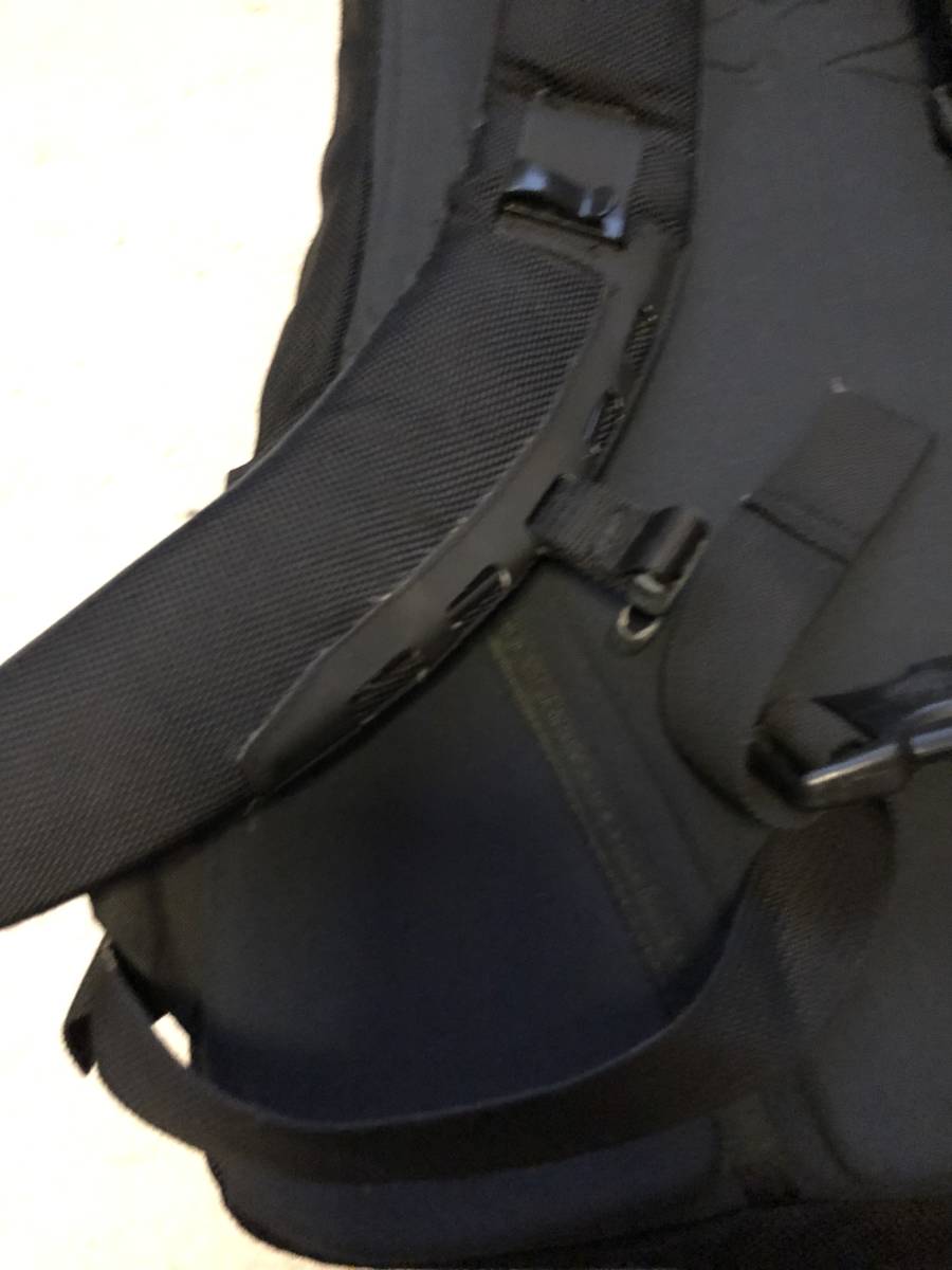 廃盤 カナダ製 オリジナル ARC'TERYX ARRO 16 アロー 廃盤 カナダ製 オリジナル ARC'TERYX ARRO 16 アロー