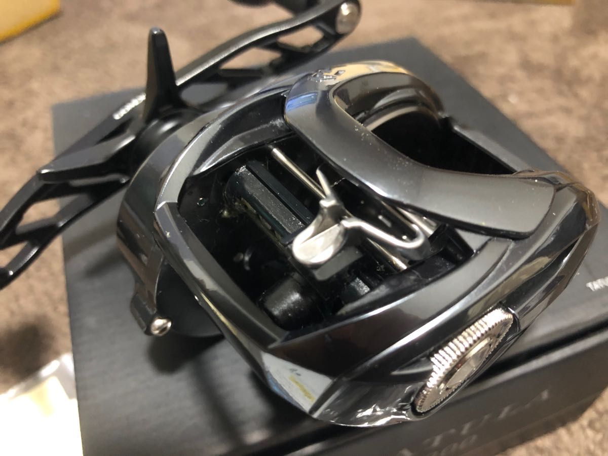 ダイワ タトゥーラTW300 右巻き 美品 ゴメクサス120ミリハンドル ダイワ タトゥーラTW300 右巻き 美品 ゴメクサス120ミリハンドル