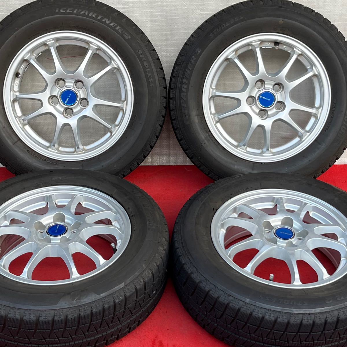 綺麗！20年式。7分山。 BRIDGESTONE ECO FORME SE/CRS-10 15インチ×6J ＋45 100/5穴 BRIDGESTONE 195/65R15 スタッドレス4本。プリウス等_画像1