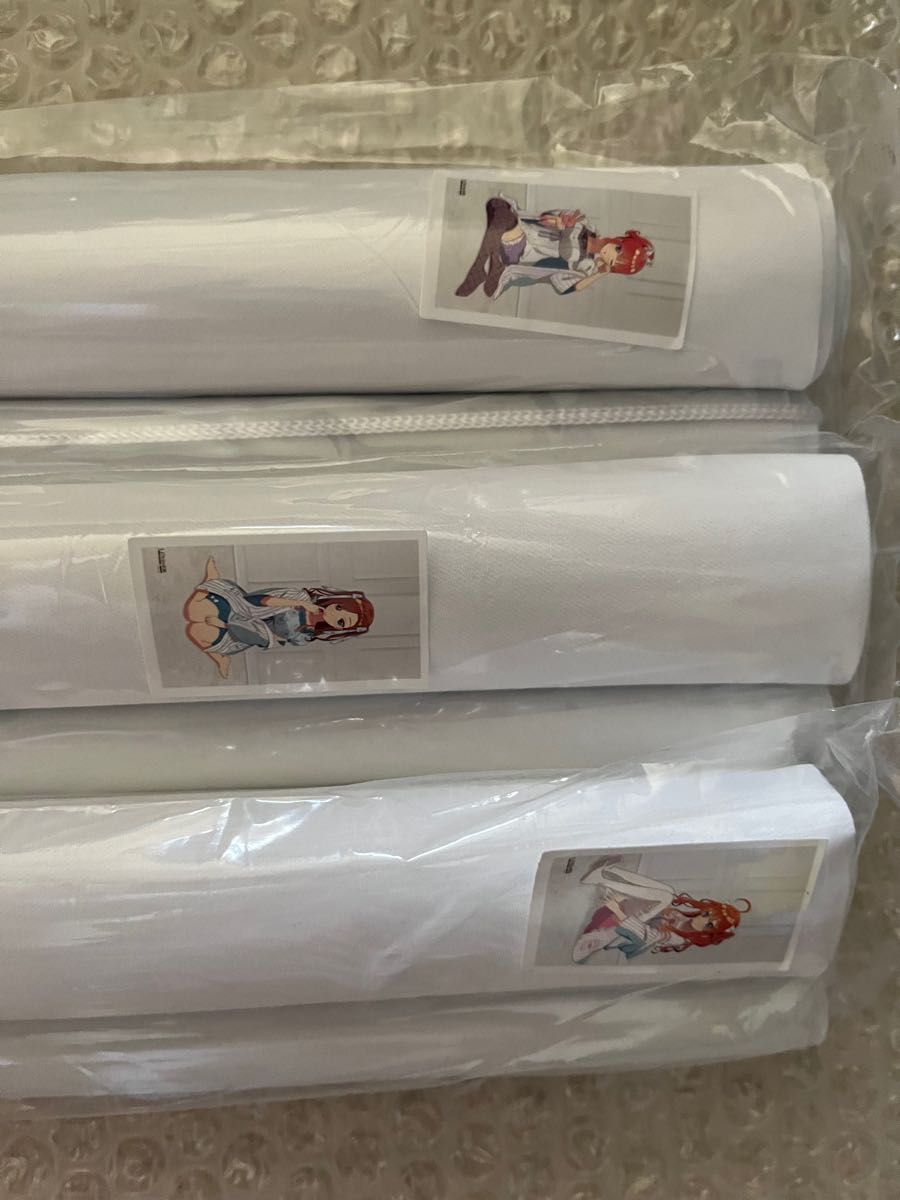 五等分の花嫁 アパレル タペストリー 二乃 三玖 五月 絶版 新品未開封