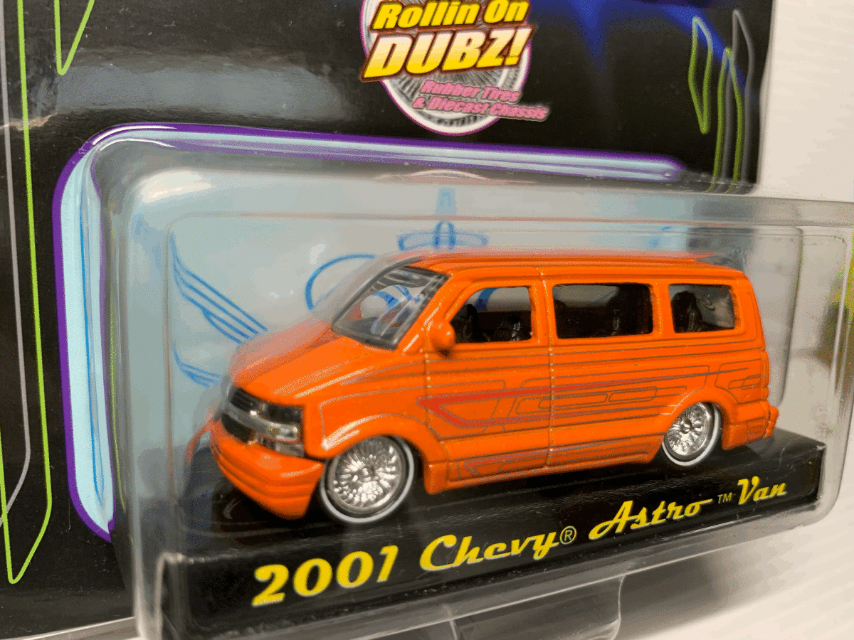 Jada Toys ROAD RATS 39' CHEVY SEDAN DELIVERY + Sweet LOW 01 Chevy Astro Van (9)_画像4