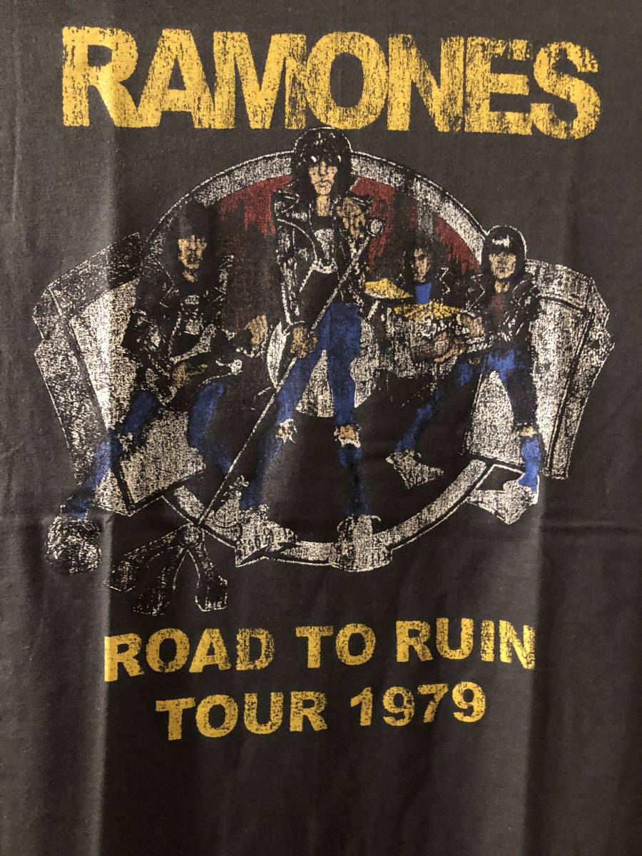 新品●ラモーンズ ROAD TO RUIN TOUR 1979 ビンテージスタイル Ｔシャツ［L］●パンクロックバンド/RAMONES/CBGBの画像2