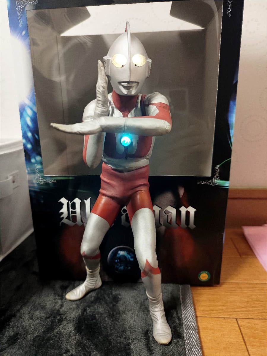 ccp1/6特撮シリーズ 究極のウルトラマンCタイプ スペシウム光線 発光