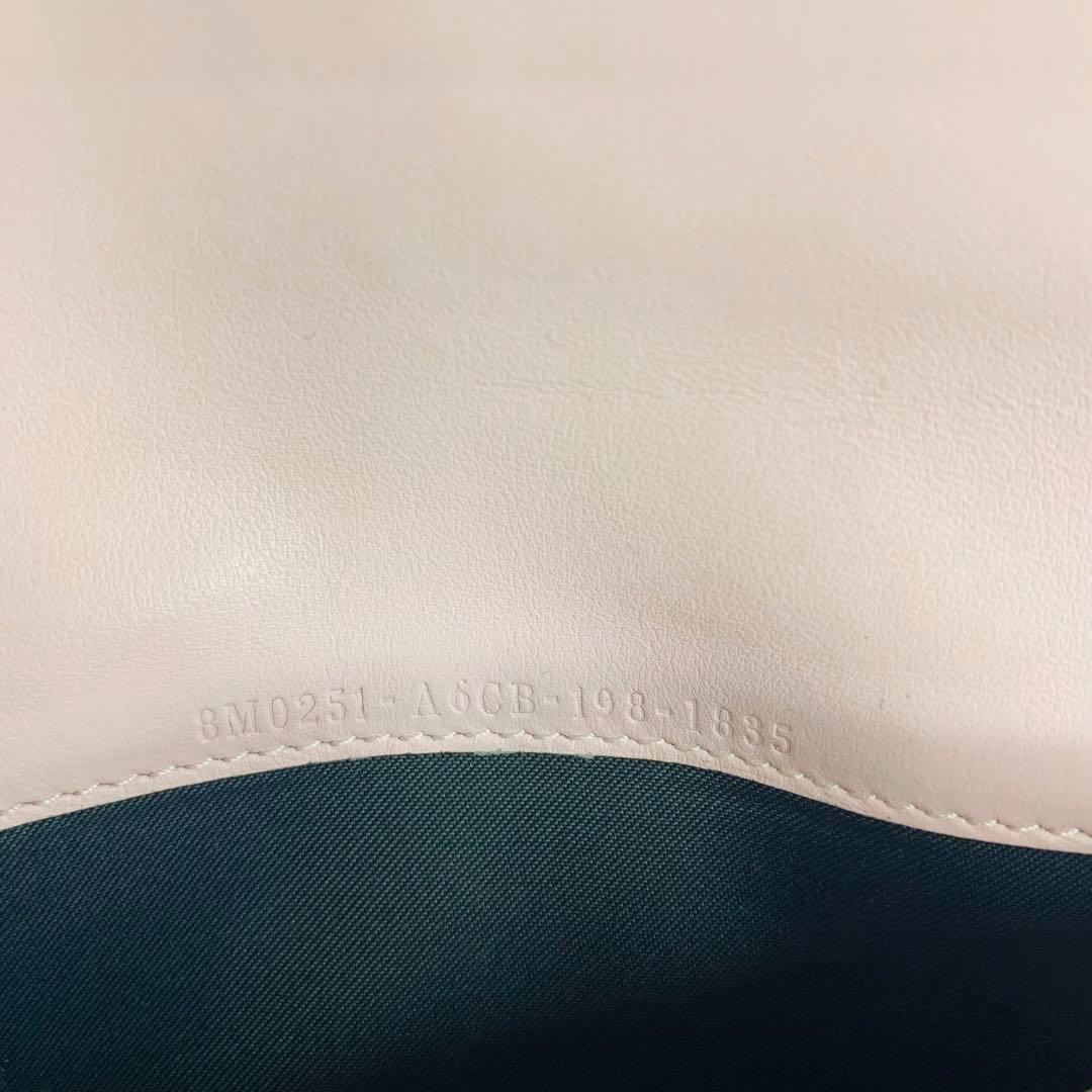 美品 FENDI フェンディ F is エフイズ 折り財布 ブラック ピンク