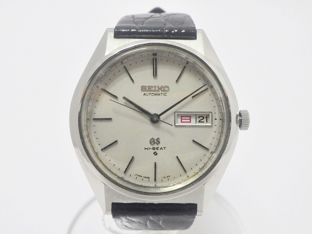 超可爱の B23-2203 SEIKO 中古 稼働品 メダリオン 革ベルト シルバー