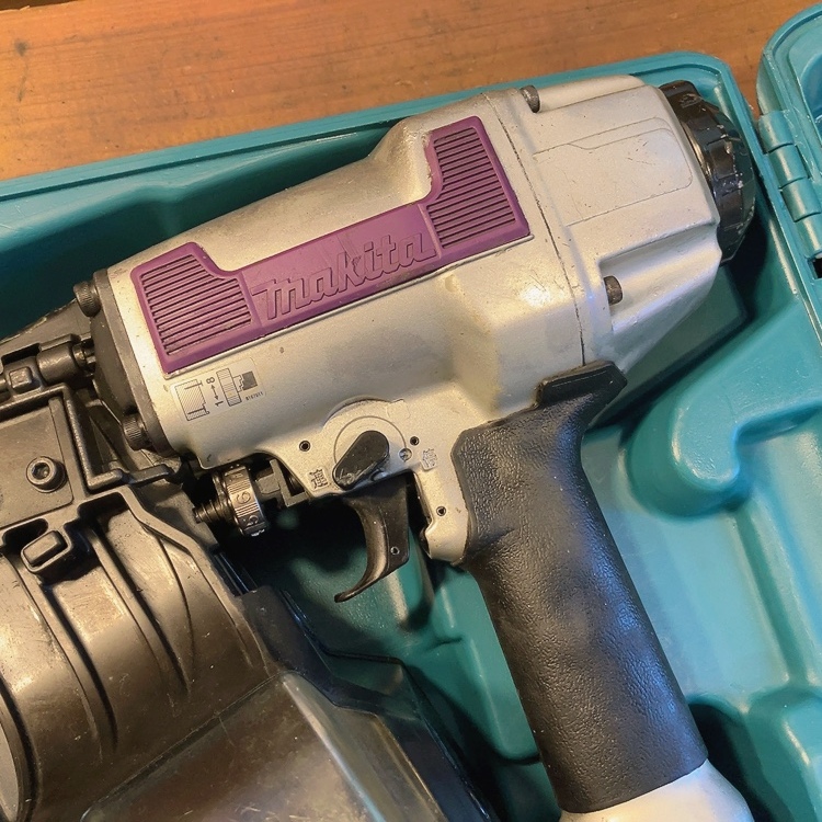 7日保証・整備済】消耗部品交換 マキタ 常圧 65mm 釘打ち機 7日保証・整備済】消耗部品交換 マキタ 常圧 65mm 釘打ち機