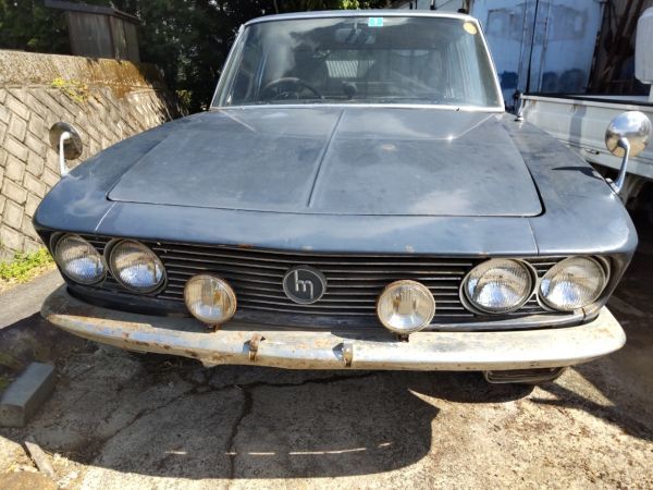  hard-to-find first generation Luce sedan 2 pcs together part removing SUA 4-door Deluxe Showa era 41 year restore base 1 pcs document equipped Mazda rotary Hiroshima 