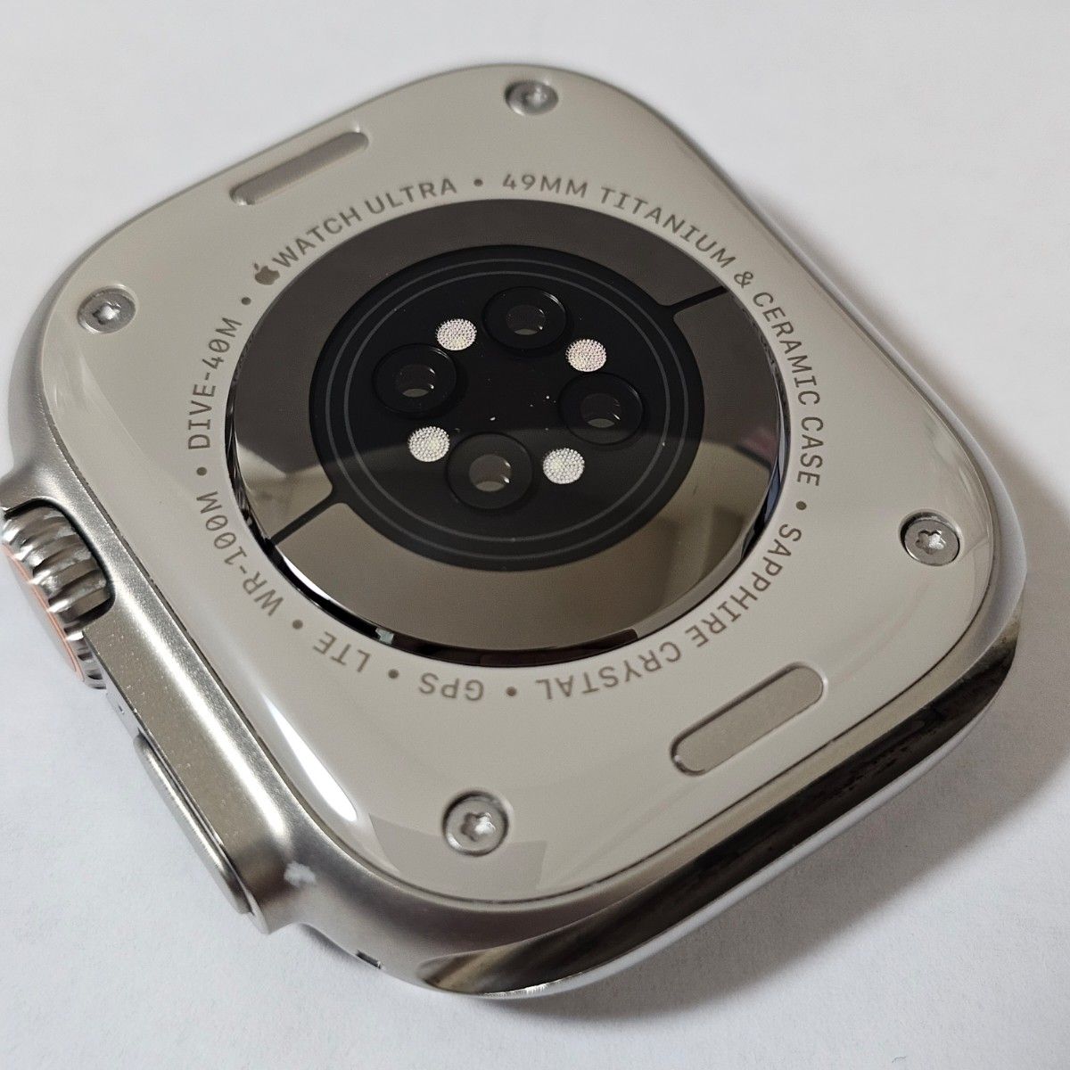 美品 Apple Watch ultra 49mm 第一世代 本体のみ|PayPayフリマ