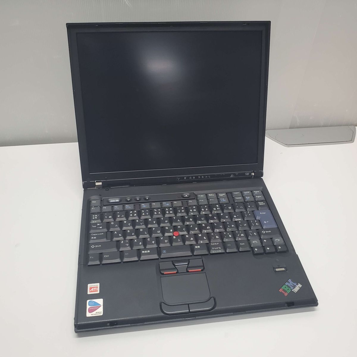 @T0595【ジャンク品・動作不安定】 IBM ThinkPad T43 2668-J3J Pentium M 2.13MHz/1GB/14.1型/無線/LAN/Bluetooth/CD-RW/DVD/指紋認証/_画像1