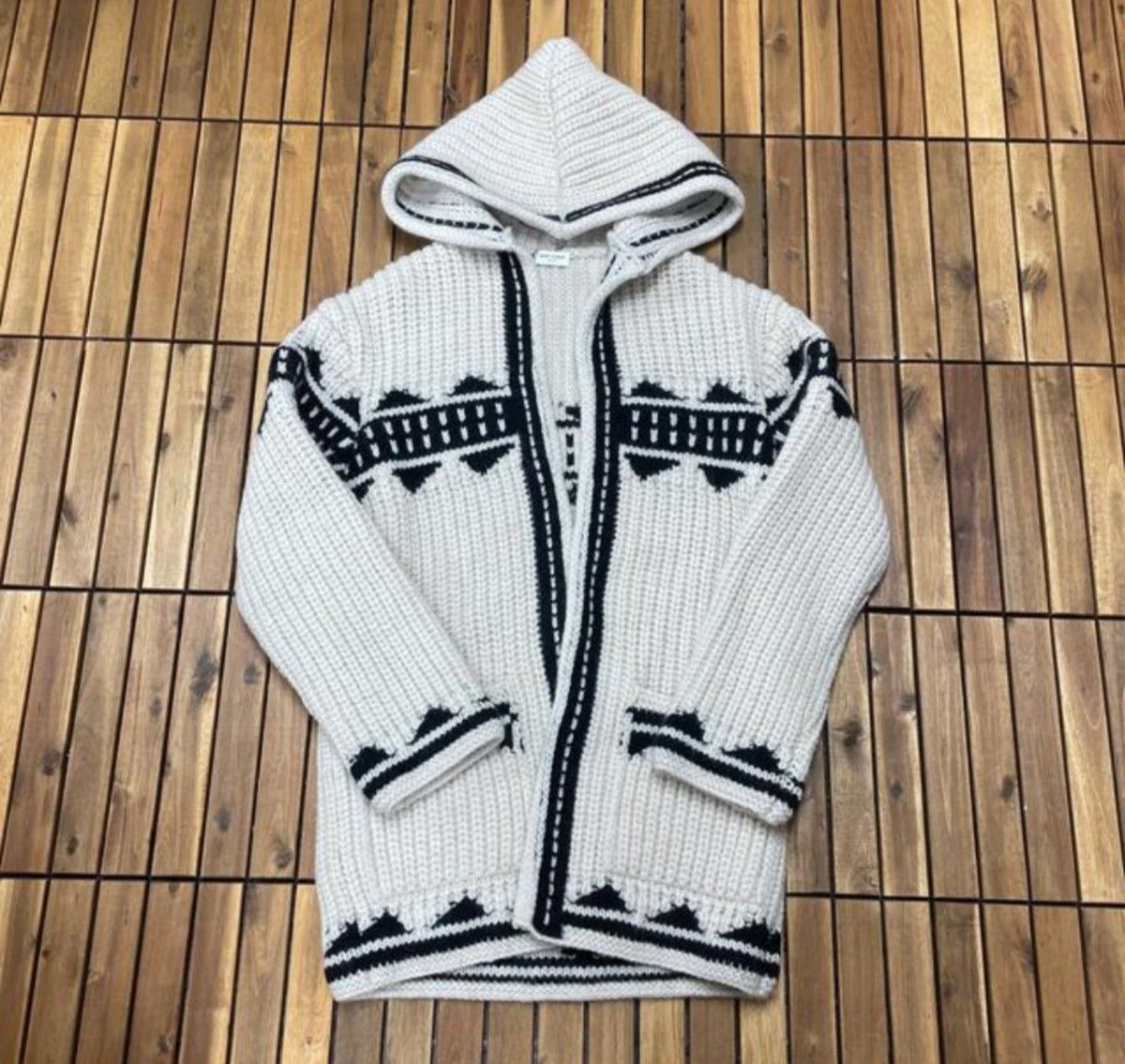 SAINT LAURENT PARIS baja cardigan in jacquardバハ SAINT LAURENT PARIS baja cardigan in jacquardバハ