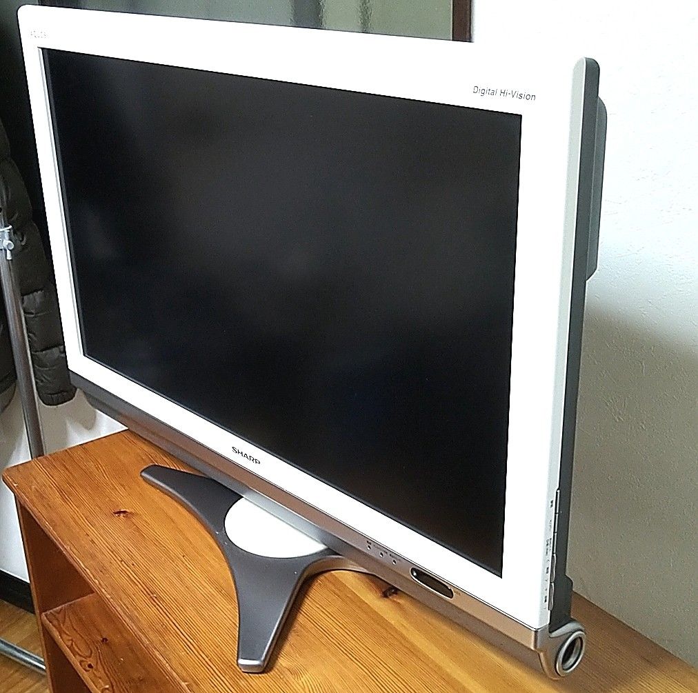 動作確認済み】シャープ AQUOS 液晶テレビ 32型 リモコン・BCAS 動作確認済み】シャープ AQUOS 液晶テレビ 32型 リモコン・BCAS