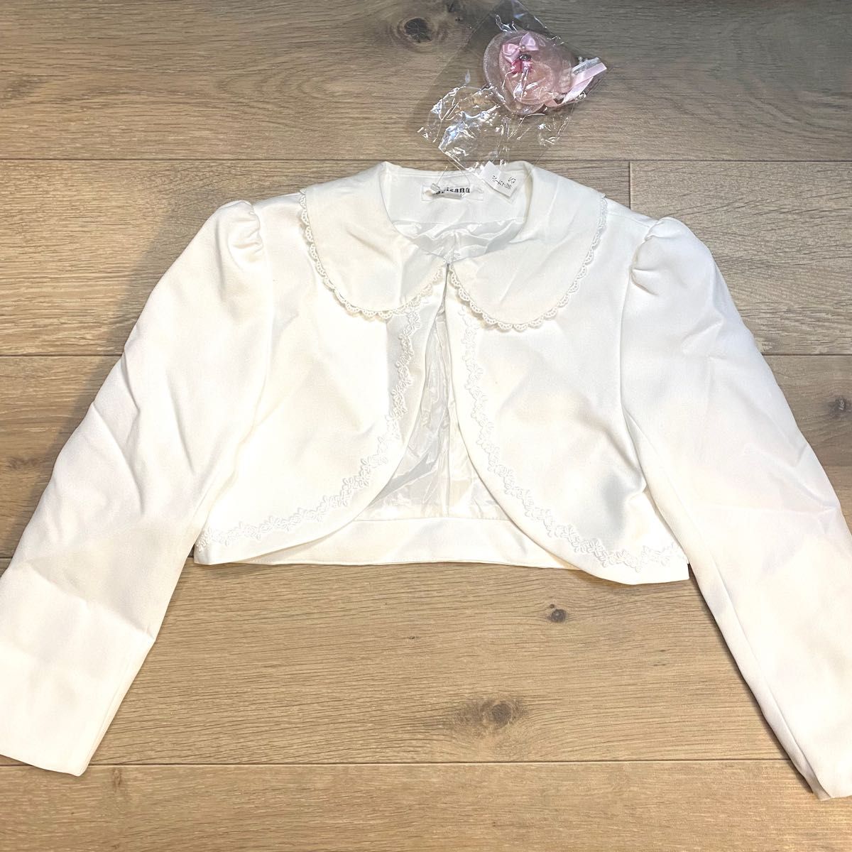 新品】arisana 女の子 ボレロ+ワンピース+リボンチャーム 3点セット