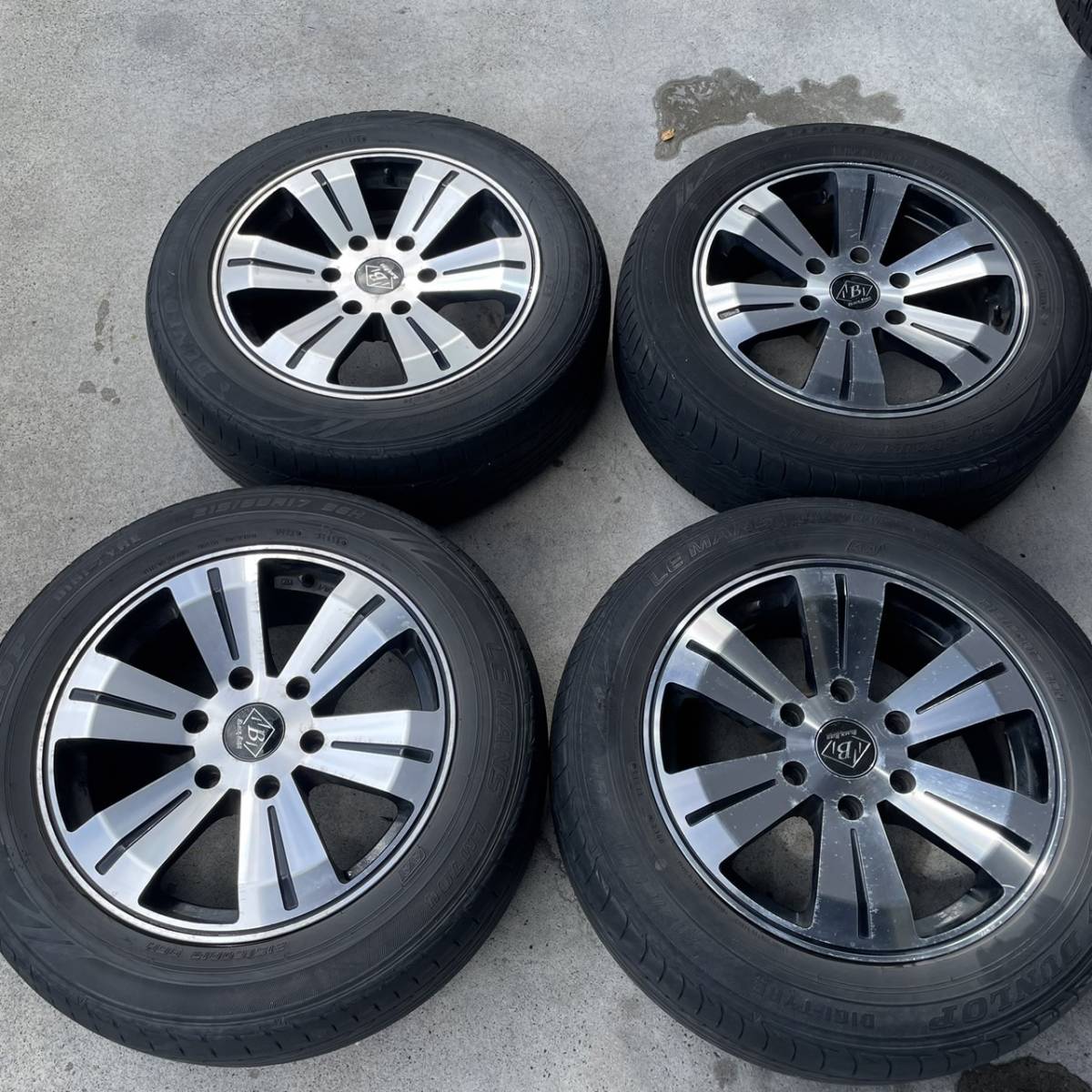 【中古品】BLACK BIRD ALLOYS　17イン　17×7J　6穴 PCD139　 215/60R17 4本セット_画像1